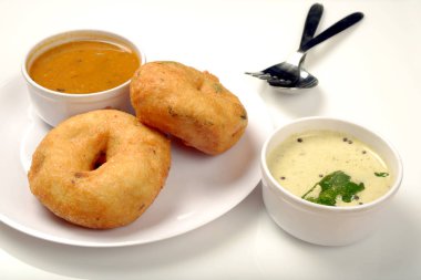 Sambar vada, bir Güney Hint popüler gıda.