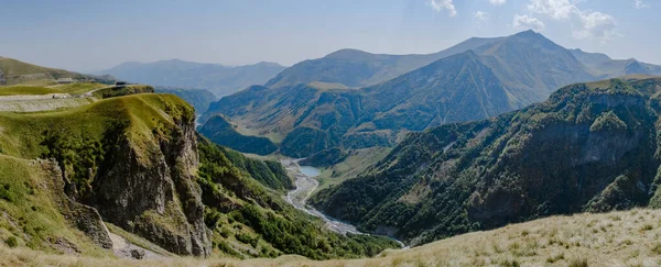 Panorama över bergen i Georgien — Stockfoto