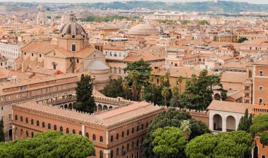 Şehrin panoramik manzarası, Roma, İtalya.
