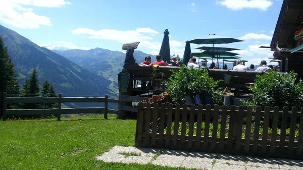 Repos Manger Dans Restaurant Dans Les Montagnes — Photo
