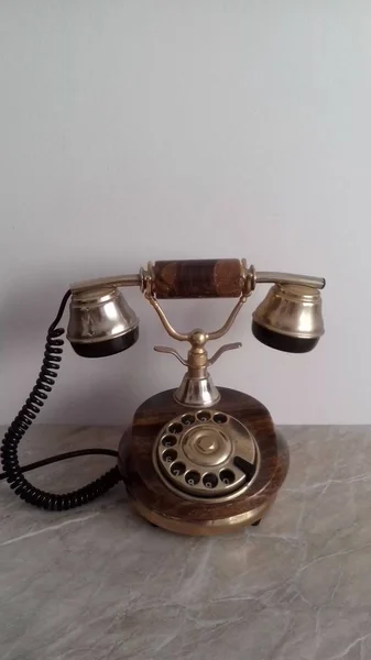 eski güzel retro telefon