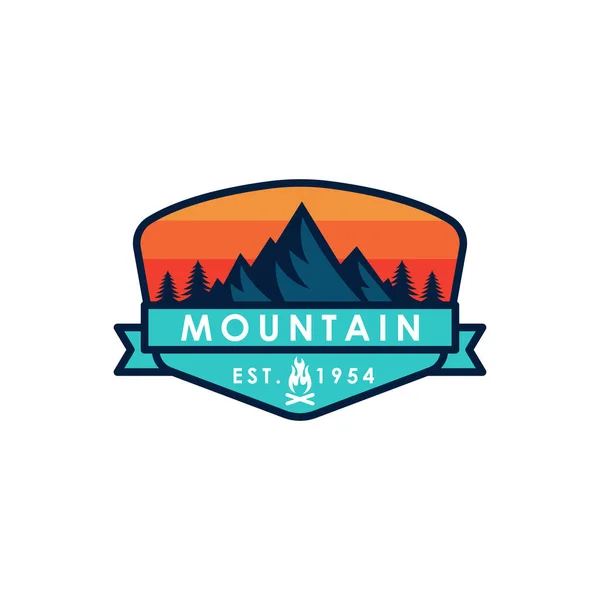 Mountain Logotyp Vektor Illustration Bergsbricka Design Vektor Mall Design Trendiga — Stock vektor