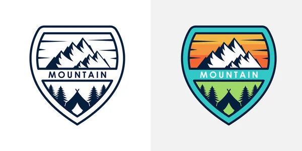Uppsättning Mountain Logo Vektor Illustration Bergsbricka Design Vektor Mall Design — Stock vektor