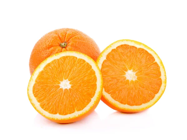 Frutta arancione su sfondo bianco — Foto Stock