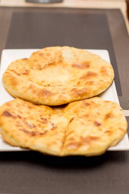 Khachapuri bir beyaz restoranda