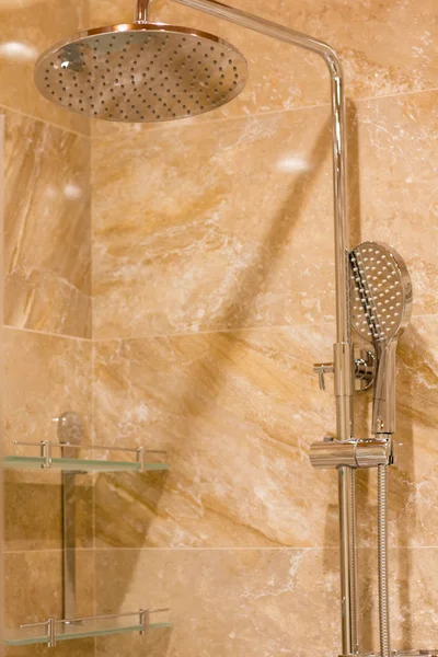 Luksusowy dom łazienka prysznic w domu — Zdjęcie stockowe