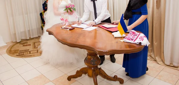 Registro solene de matrimônio — Fotografia de Stock