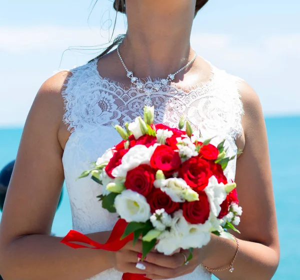 Pengantin Wanita Dengan Karangan Bunga Pernikahan — Stok Foto