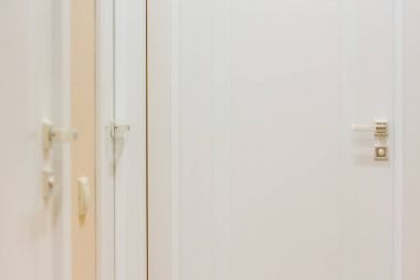 Yeni bir daire kapısı