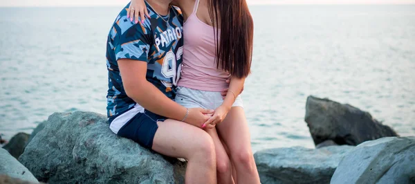 Young Happy Couple Beach — Stock Photo, Image