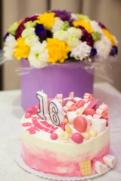 Pastel Cumpleaños Con Velas —  Fotos de Stock