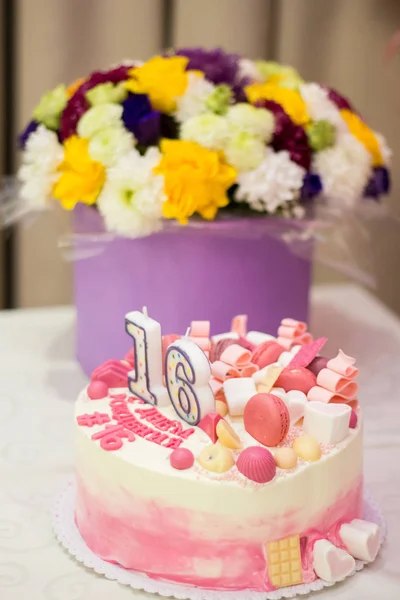 Pastel Cumpleaños Con Velas —  Fotos de Stock