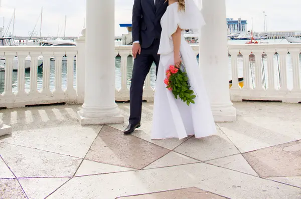 Bruden Och Brudgummen Stranden — Stockfoto