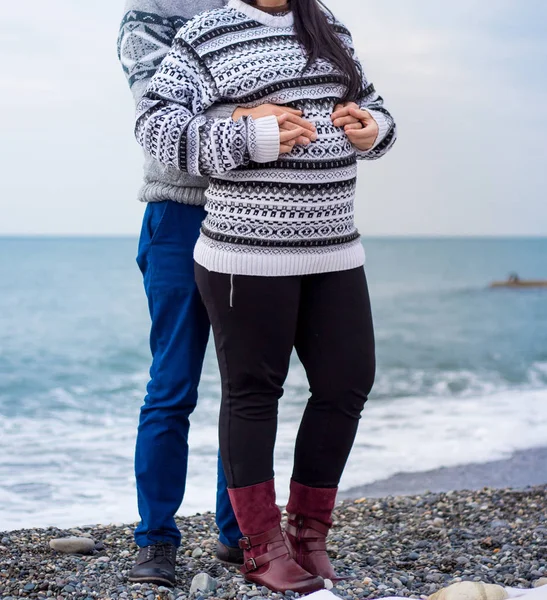 Young Happy Couple Beach — Stock Photo, Image