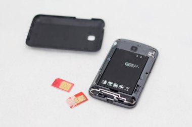 Demonte siyah cep telefonu