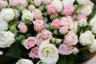 Farklı çiçek bir buket