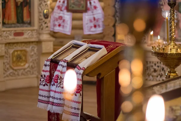 Icone Candele Nella Chiesa Ortodossa — Foto Stock