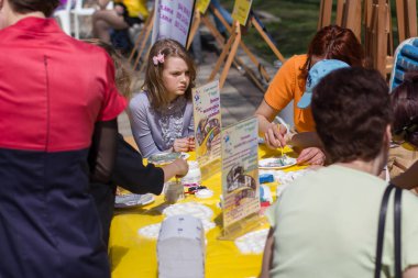 Kiev 'deki çocuklar için yaratıcı yüksek lisans dersleri. Park adını Taras Shevchenko 'dan almıştır.
