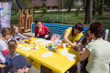 Kiev 'deki çocuklar için yaratıcı yüksek lisans dersleri. Park adını Taras Shevchenko 'dan almıştır.