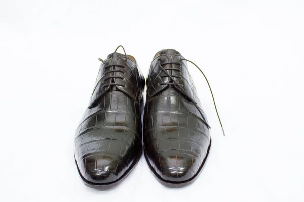 Stijlvolle Mannen Zwarte Schoenen Een Witte Achtergrond — Stockfoto