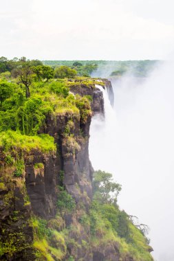 Zambezi Nehri, Zimbabve ve Zambiya