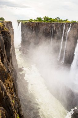 Victoria Şelalesi, Zambezi Nehri, Zimbabve ve Zambiya manzaralı