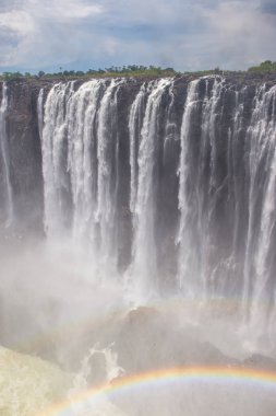 Victoria Falls güzel manzara, Zambiya ve Zimbabve yatılı. Unesco Dünya Mirası
