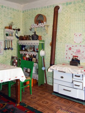 ELEMIR, SERBIA HAZİRAN 06 Haziran 2009: Etnik Ev Etnik Derneği 