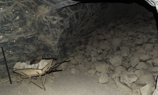 An underground scene from a diamond mine.