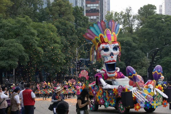 Day of the dead parade — Stock Photo, Image