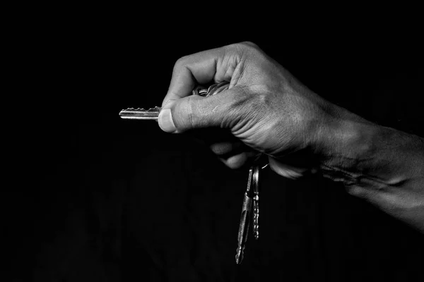 Hand och nycklar 04 — Stockfoto