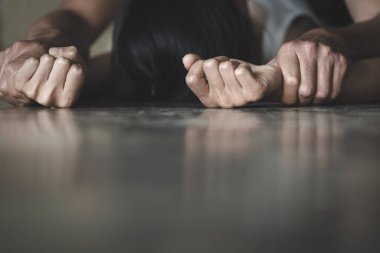 Bir erkeğin el ele tutuşması tecavüz ve cinsel taciz için el ele tutuşması tecavüz ve cinsel taciz kavramı için el ele tutuşması, cinsel istismar bir sorun veya sosyal konudur..