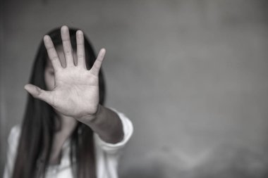 Kadınlara yönelik şiddeti ve cinsel istismarı durdurun, kaçakçılıkla mücadele ve kadınlara yönelik şiddeti durdurun, Uluslararası Kadınlar Günü