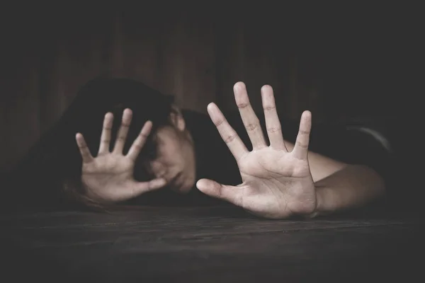 Donne Usano Mani Proteggersi Dagli Abusi Sessuali Detenere Stupro Abusi — Foto Stock