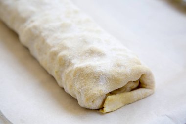 Ham elma pasta veya meyveli turta, portre.