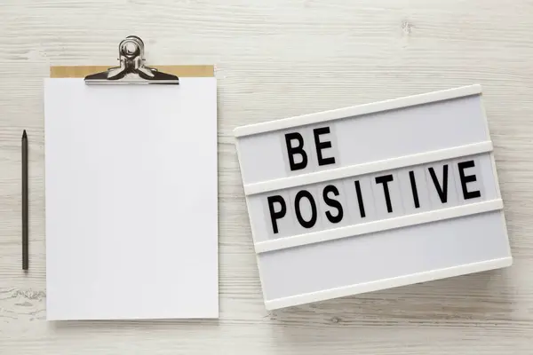 Positive Words Modern Board Clipboard Blank Sheet Paper White Wooden — Stock Photo, Image