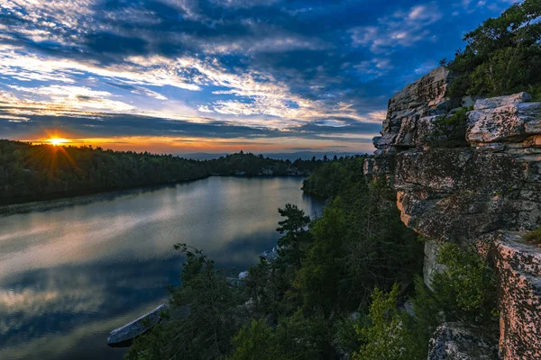 Jezioro Minnewaska — Zdjęcie stockowe