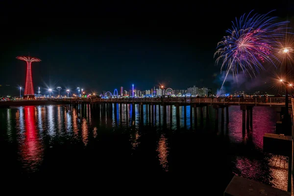 Coney Island de noche — Foto de Stock