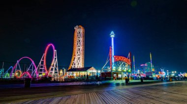 Coney Island Luna Parkı 'nda Haziran' ın ilk günü