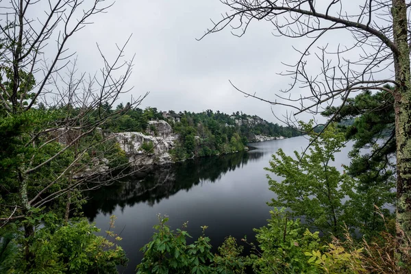 Jezioro Minnewaska — Zdjęcie stockowe