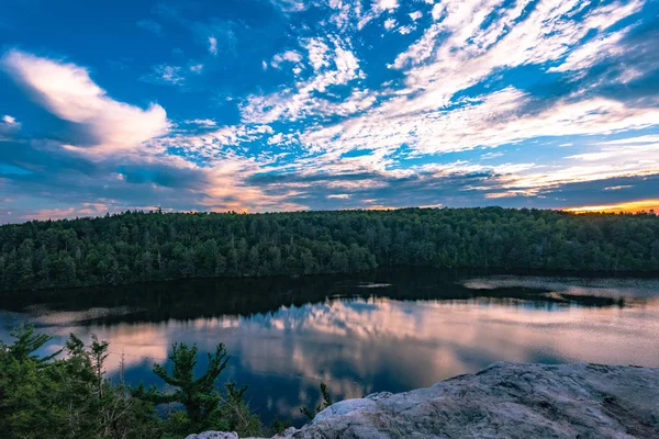 Jezioro Minnewaska — Zdjęcie stockowe