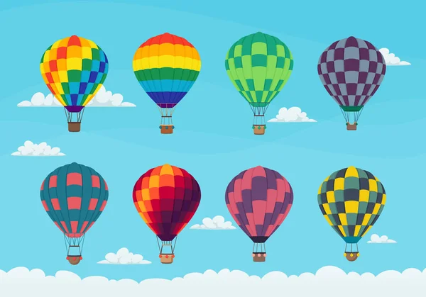 一套色彩艳丽的热气球带着云彩在天空中飞舞. — 图库矢量图片
