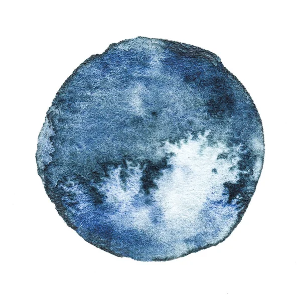 Закрытие сине-пастельно-голубого акварельного пятна на белом фоне — стоковое фото