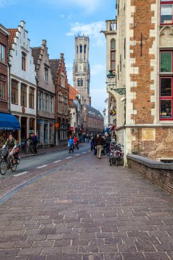 Brugge, Belçika - 23 Kasım, 2017. Brugge Ortaçağ tarihi şehir. Brugge sokakları ve tarihi merkezi, kanallar ve Binalar. Brugge, Belçika'deki popüler turistik hedef.