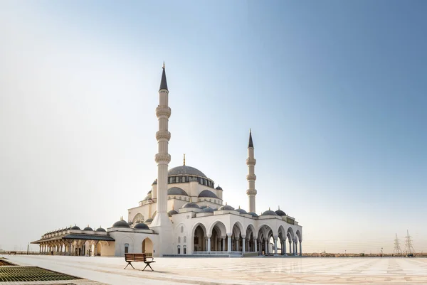 Plats att besöka i Sharjah New Mosque Royaltyfria Stockbilder