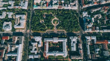 Kiev. Ukrayna. 12 Ağustos 2017. Üniversite Taras Şevçenko. Havadan görünümü. Yaz. Bina.