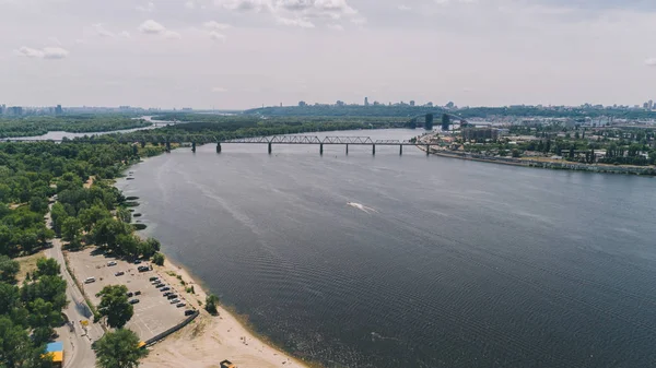 Ponte Moscovo Junho 2017 Kiev Ucrânia Vista Aérea Rio Dnieper — Fotografia de Stock