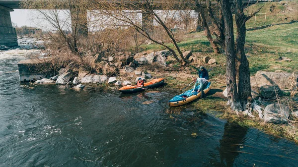 Der Fluss Ros April 2018 Deshki Ukrainisch Menschen Mit Kajaks — Stockfoto