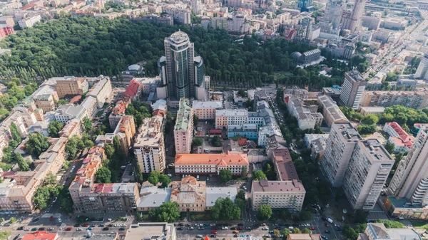 건물의 전망입니다 여름입니다 하루입니다 키예프입니다 우크라이나 — 스톡 사진