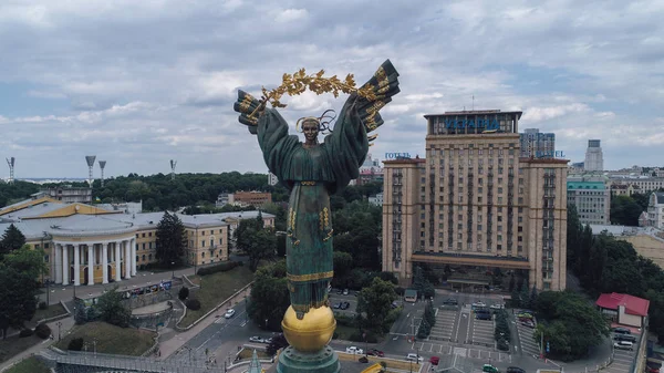 Kyjev Ukrajina Června 2017 Náměstí Nezávislosti Letecký Pohled Pomník Nezávislosti — Stock fotografie